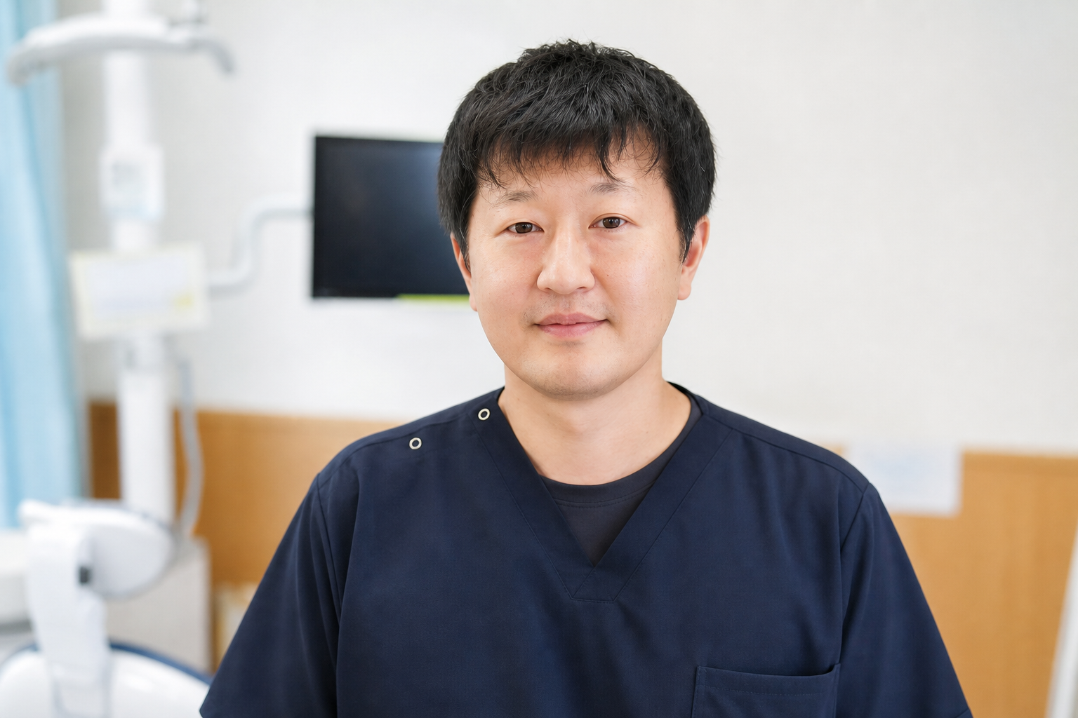 あさか虹の歯科 所長 吉崎成俊